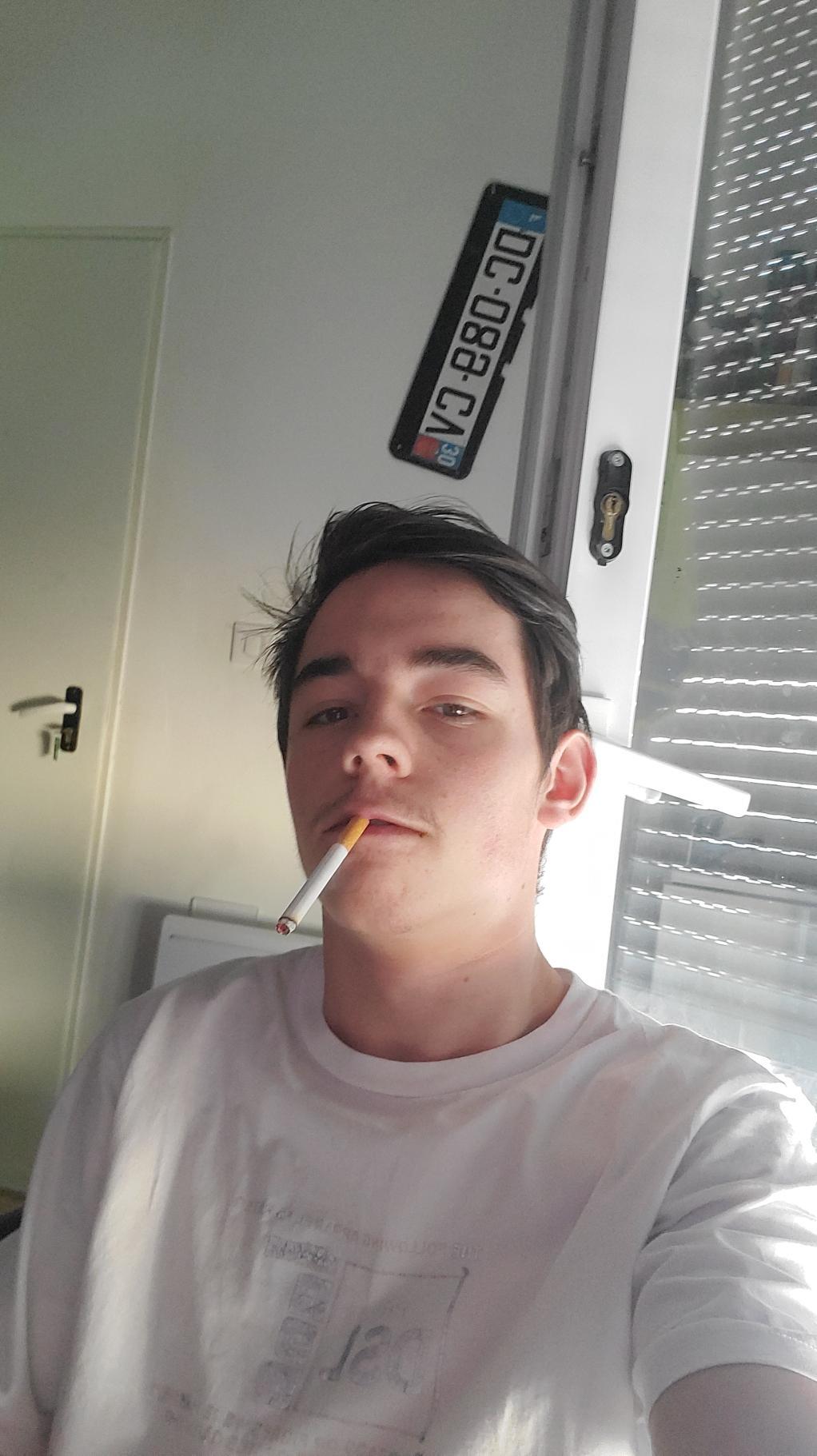 Perfil de Charles-alexandre